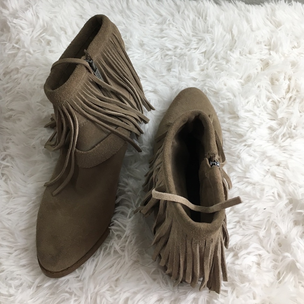 New Bcbgeneration Capricorn Ankle Boot - image 5